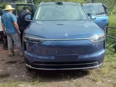 爆款预订！全新问界M7实车曝光：小M8实锤 销量稳了 !
