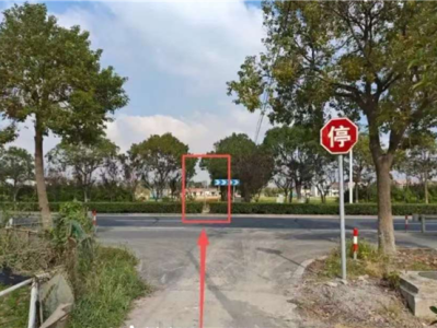 行人横穿马路被撞亡家属索赔150万 上海法院判了：司机等无责 ！