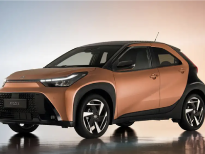 年轻人的第一台敞篷SUV！新款丰田Aygo X官图发布：搭载1.5L电混动力 ！