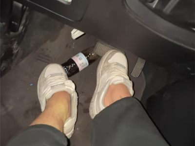 春运开车水瓶别放车门槽！男子亲历水瓶卡住刹车险酿车祸 ！