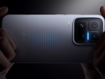 iQOO 15 Ultra首销：2026年首款性能Ultra 4999元起 !