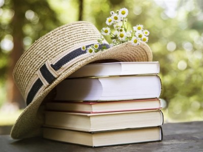 双胞胎姐妹分别取名灿和烂：姐姐杨灿 妹妹杨烂 ！